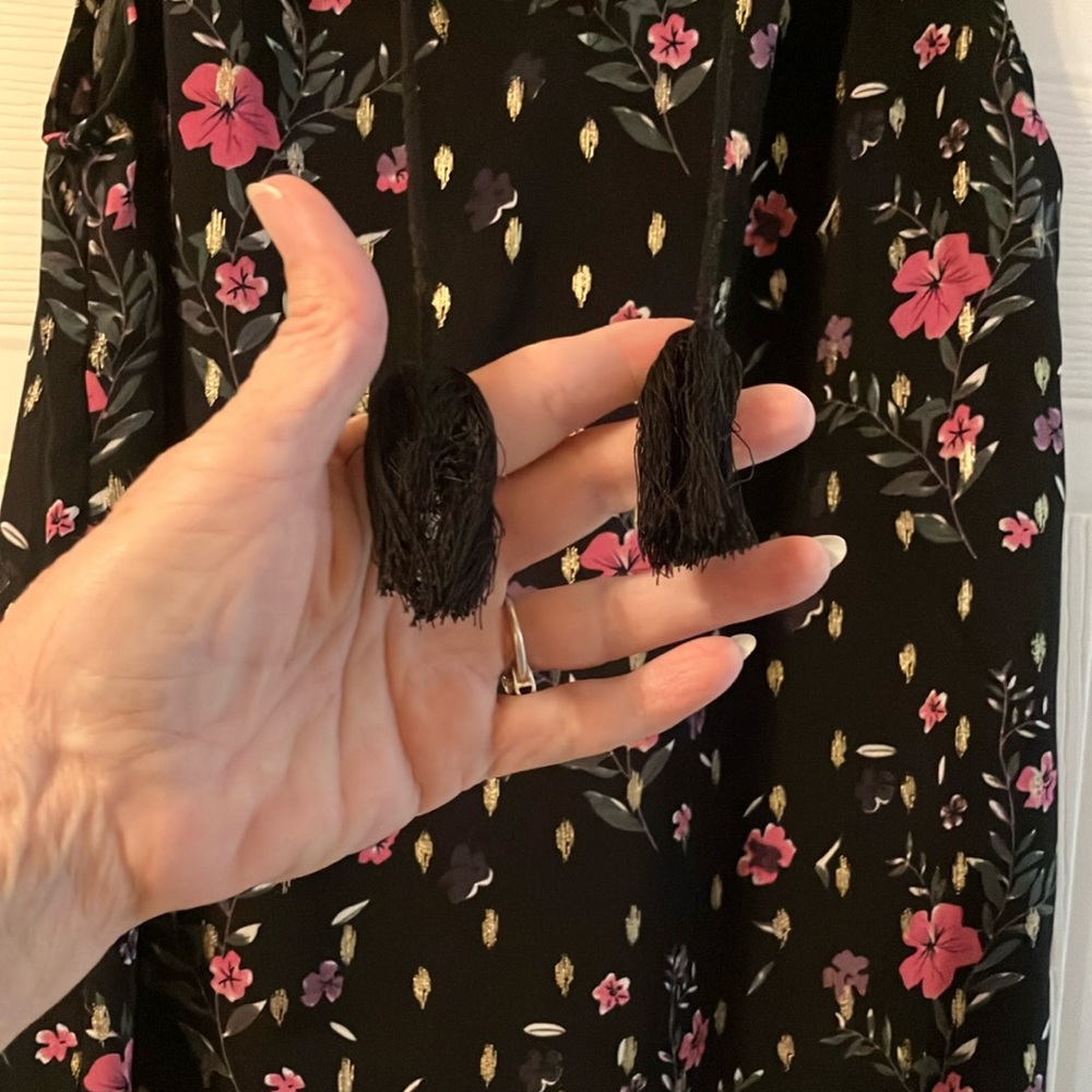 Juicy Couture Black Floral Top - Picture 2 of 7